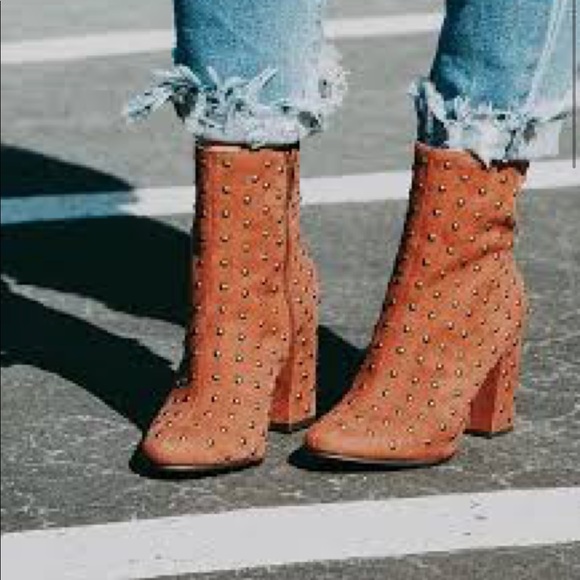 Rusted Studded Boho Boots - Picture 6 of 7